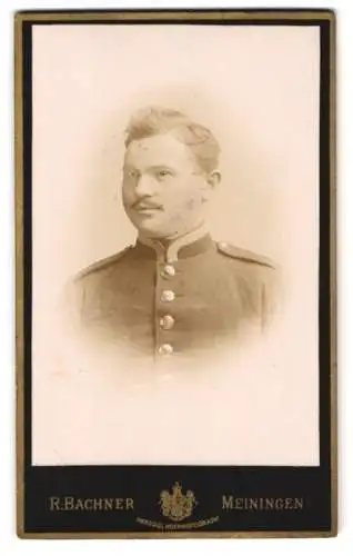 Fotografie R. Bachner, Meinlingen, Georgstrasse 22, Porträt eines Soldaten in Uniform