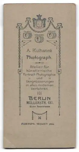 Fotografie A. Kulhanek, Berlin, Müllerstr. 137, Portrait eines Soldaten in Uniform