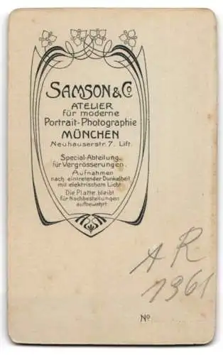 Fotografie Samson & Co, München, Neuhauserstr. 7, Porträt eines Soldaten in Uniform