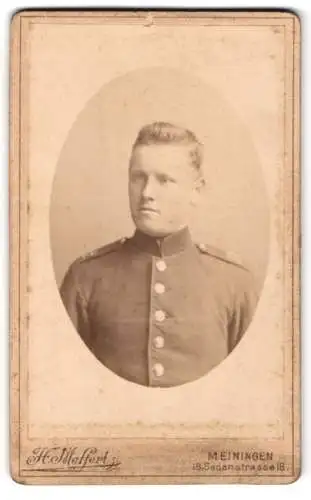 Fotografie H. Meffert, Meiningen, Sedanstrasse 18, Portrait eines jungen Soldaten in Uniform