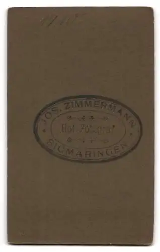 Fotografie Jos. Zimmermann, Sigmaringen, Herr und Junge in adretter Kleidung