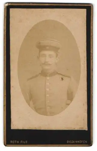 Fotografie Roth Fils, Diedenhofen, Neue Strasse 191, Porträt eines Soldaten in Uniform