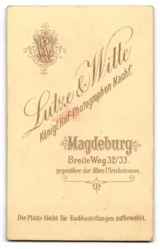 Fotografie Lutze & Witte, Magdeburg, Breite Weg 32 /33, Porträt eines Soldaten in Uniform