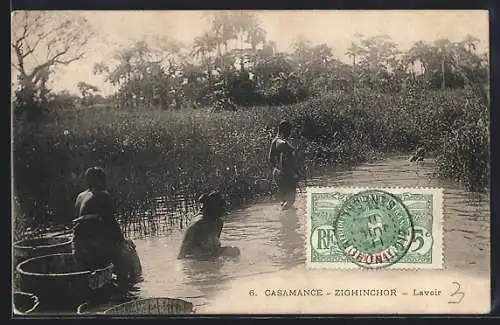 AK Casamance-Zighinchor, Lavoir, Frauen baden im Fluss