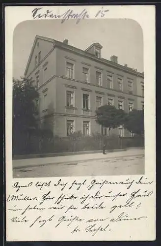 Foto-AK Erfurt, Am Stadtpark, Ehem. Sedanstrasse mit Wohnhaus