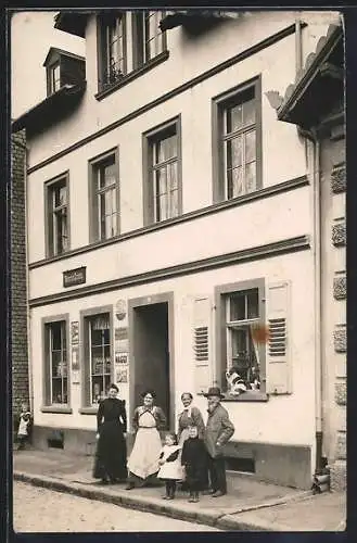 Foto-AK Neuwied, Warenhandlung Heinrich Schött 1913