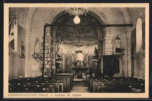 AK Luthenay-Uxeloup, Intérieur de l`Église de Luthenay-Uxeloup, Nièvre