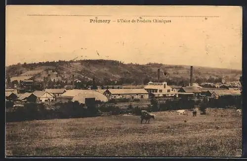 AK Prémery, L`Usine de Produits Chimiques avec paysage rural et collines en arrière-plan