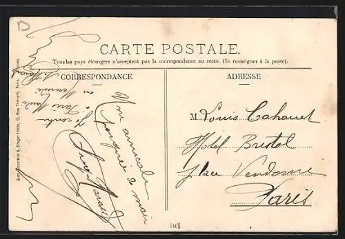 AK Lormes, Rue du Château avec bâtiments historiques et escaliers