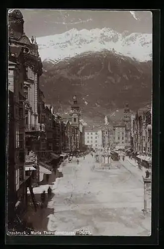 Foto-AK Fritz Gratl: Innsbruck, Maria Theresienstrasse mit Bergpanorama