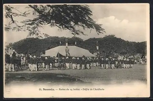 AK Nouméa, Revue du 14 Juillet, Défilé de l`Artillerie