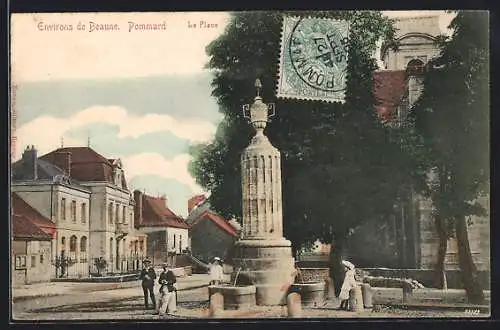 AK Pommard, la place avec fontaine et bâtiments environnants