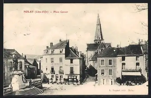 AK Nolay, Place Carnot mit Kirche und umliegenden Gebäuden