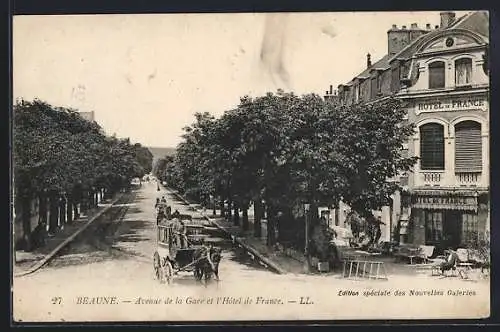 AK Beaune, Avenue de la Gare et l`Hôtel de France avec voitures à cheval