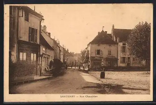 AK Santenay, Rue Chauchien avec bâtiments et arbres