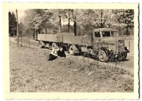 28 Fotografien Lastwagen MAN, LKW der Westfalenhütte Dortmund, LKW wird beladen, LKW Fuhrpark uvm.