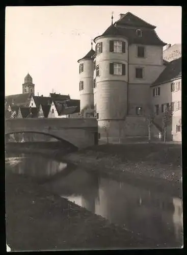 Fotografie Martin Wolf, Nördlingen, Ansicht Donauwörth, Uferpartie mit Brückentor