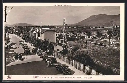 AK Hendaye, Les Trois Ponts, Au fond, l`Espagne