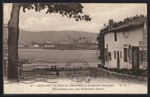 AK Hendaye, La Place du Dèbarcadère et Fontarabie