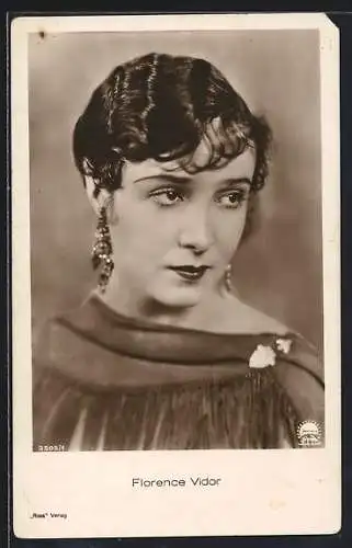 AK Schauspielerin Florence Vidor im Kostüm einer Filmrolle