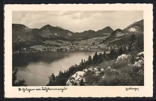 AK St. Gilgen im Salzkammergut, Totalansicht von Einer Anhöhe aus