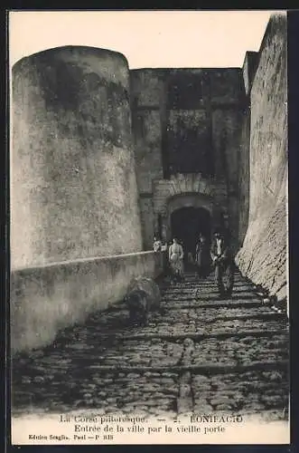 AK Bonifacio /Corse, Entrée de la ville par la vieille port