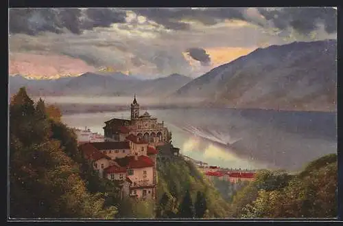 AK Locarno /Lago Maggiore, Ort und See mit Bergpanorama