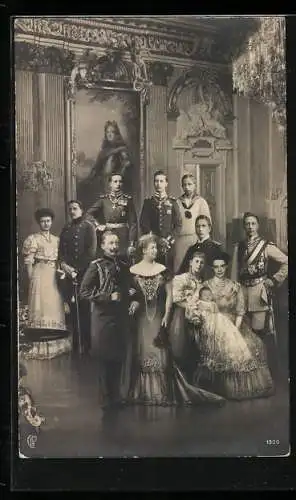 AK Familienbild um Kaiser Wilhelm II.