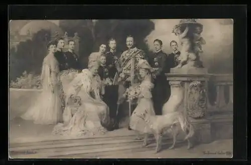 Foto-AK kaiserliche Familie von Preussen mit Windhund