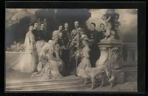 Foto-AK kaiserliche Familie von Preussen mit Windhund