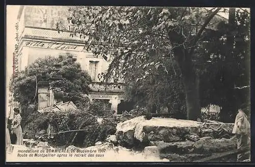 AK Sommieres / Gard, Inondations 1907, Route de Montpellier apres le retrait des eaux