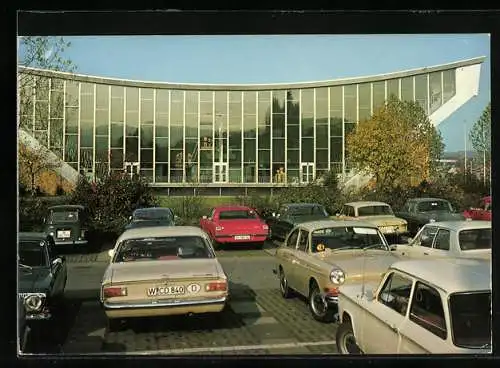 AK Wuppertal-Elberfeld, Schwimmoper, Autos auf dem Parkplatz