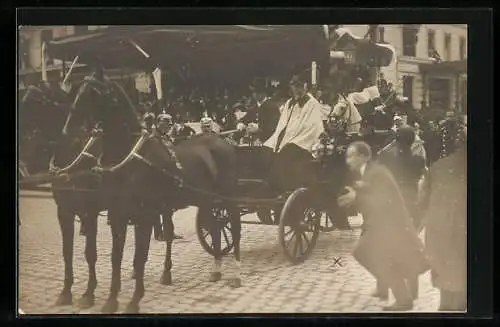 AK Zürich, Kaiser Wilhelm II. mit Präsident Forrer am 3.9.1912 in der Staatskarosse