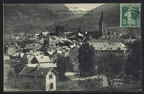 AK Embrun, Vue generale, au fond, Vallee de Crevoux-Parpaillon