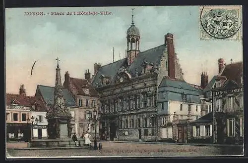 AK Noyon, Place de l`Hotel-de-Ville