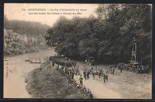 AK Compiègne, Le 54. d`Infanterie au repos sur les bords de l`aisne à Choisy-au-Bac