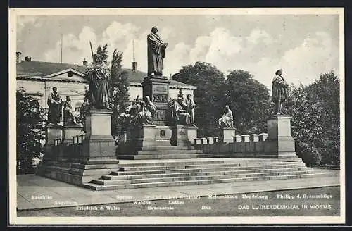 AK Worms, Das Lutherdenkmal mit weiteren kirchlichen Figuren