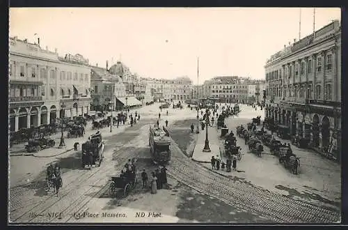 AK Nice, La Place Masséna, Strassenbahn