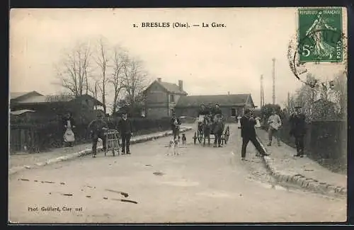 AK Bresles /Oise, la Gare