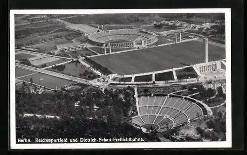 AK Berlin, Reichssportfeld und Dietrich-Eckardt-Bühne aus der Vogelschau