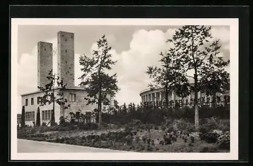 AK Olympia, Reichssportfeld, Osttor mit Blick auf die Deutsche Kampfbahn