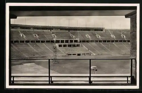 AK Berlin, Reichssportfeld, Olympia-Stadion mit Blick auf die Führerloge