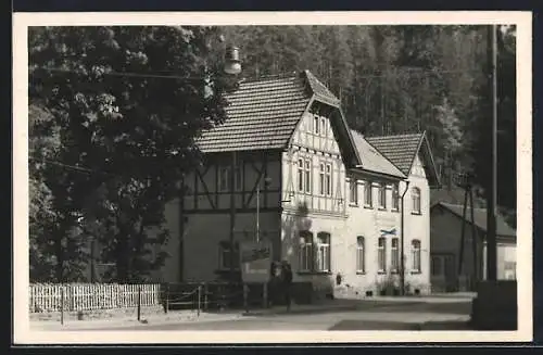 AK Katzhütte-Oelze, FDGB-Ferienheim mit Strasse