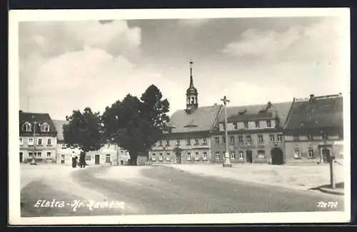 AK Elstra /Kamenz, Panorama mit Turmgebäude, Ortspartie