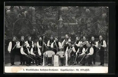 AK 1. Westfälisches Solisten-Orchester mit Instrumenten in einem Garten