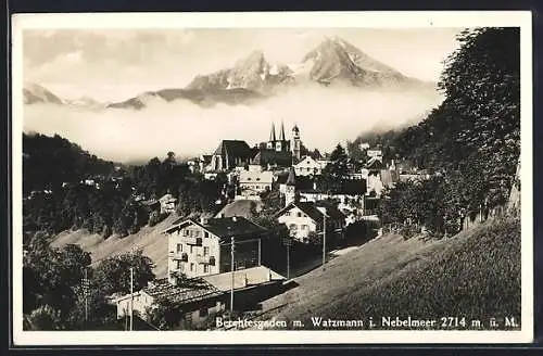 AK Berchtesgaden, Teilansicht mit Watzmann im Nebelmeer