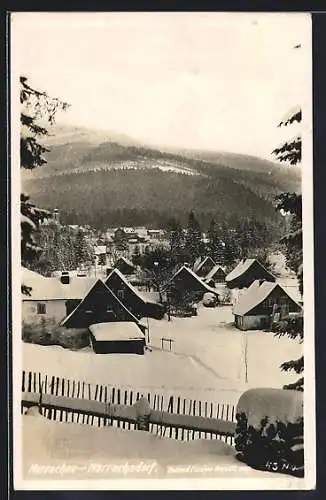 AK Harrachov /Harrachsdorf, Ortsansicht im Winter