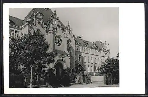 AK Bautzen, Blick auf Zollschule, Kantineninh. H. Joel