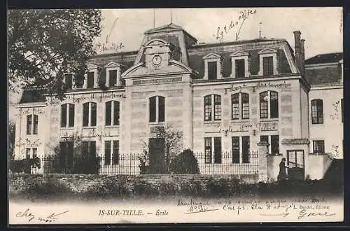 AK Is-sur-Tille, École