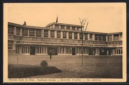 AK Beaune, Nouvelle Ecole de Filles, Boulevard St-Jean, vue intérieure